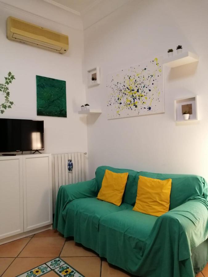 La Casa Di Tania A Napoli Apartment Exterior photo