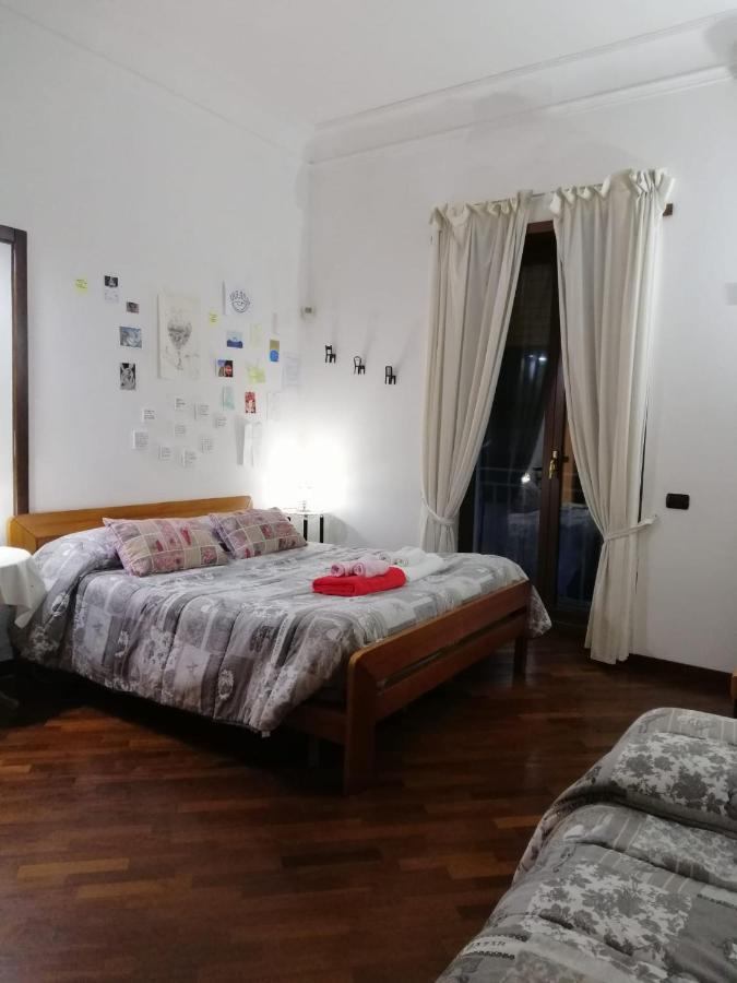 La Casa Di Tania A Napoli Apartment Exterior photo